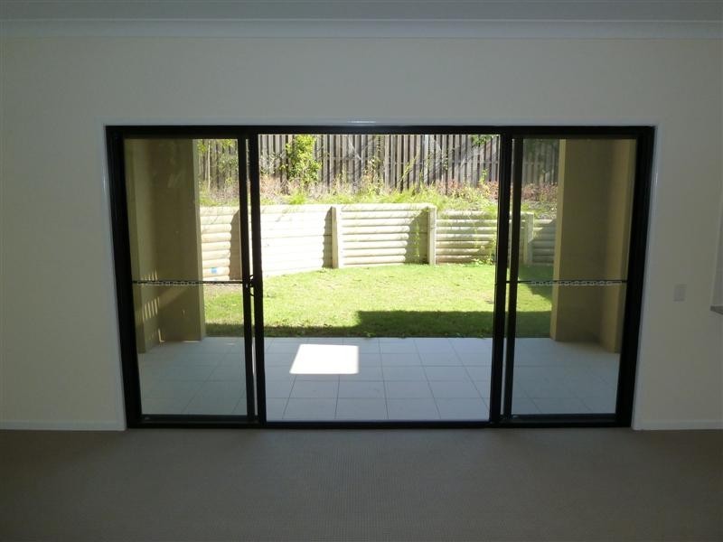 20 / 3 Swordgrass Ct, Kallangur QLD 4503