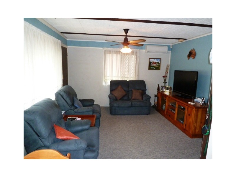 28 Ann St, Kallangur QLD 4503