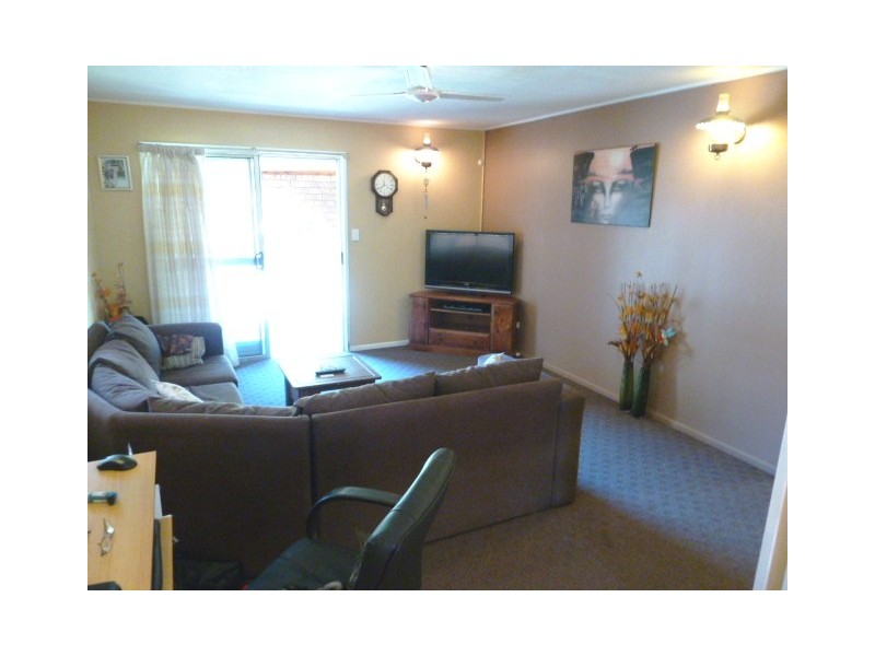 66 Wattle St, Kallangur QLD 4503