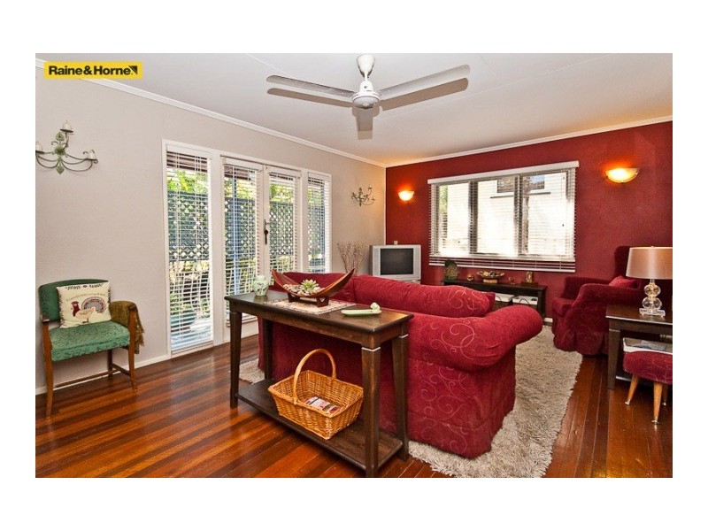 65 Glenmore St, Kallangur QLD 4503