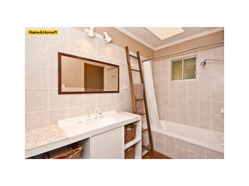 65 Glenmore St, Kallangur QLD 4503