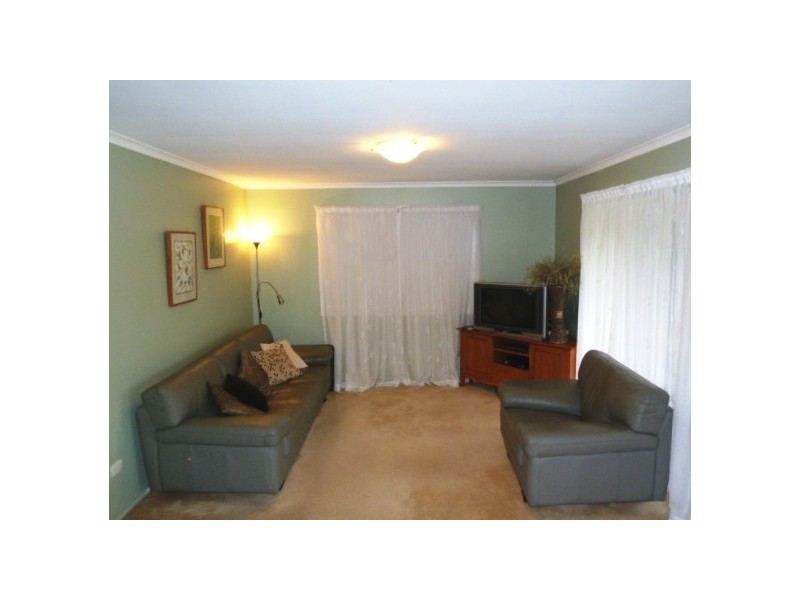 16 Olivia Drive, Kallangur QLD 4503