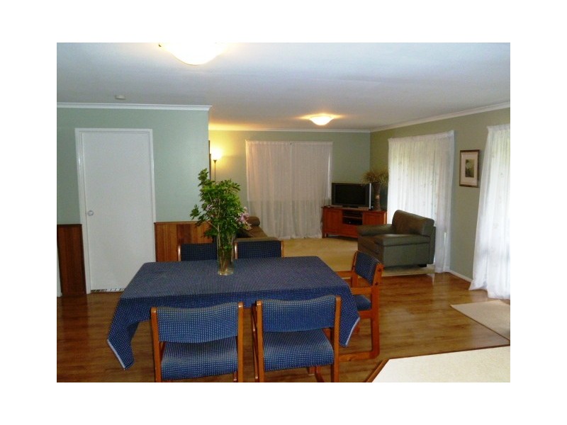 16 Olivia Drive, Kallangur QLD 4503