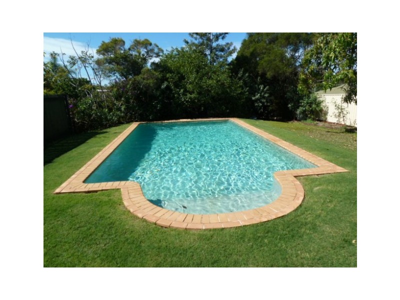 16 Olivia Drive, Kallangur QLD 4503