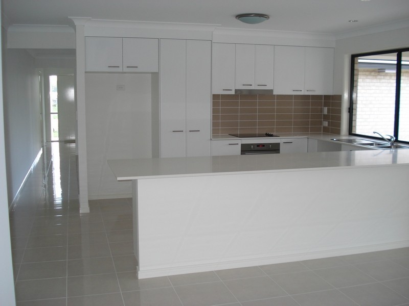 Warner QLD 4500