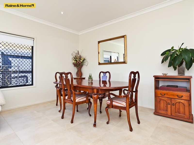 22 Waterway Crescent, Murrumba Downs QLD 4503
