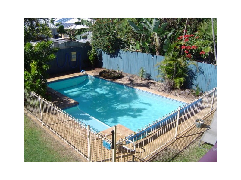 8 Maurice St, Kallangur QLD 4503