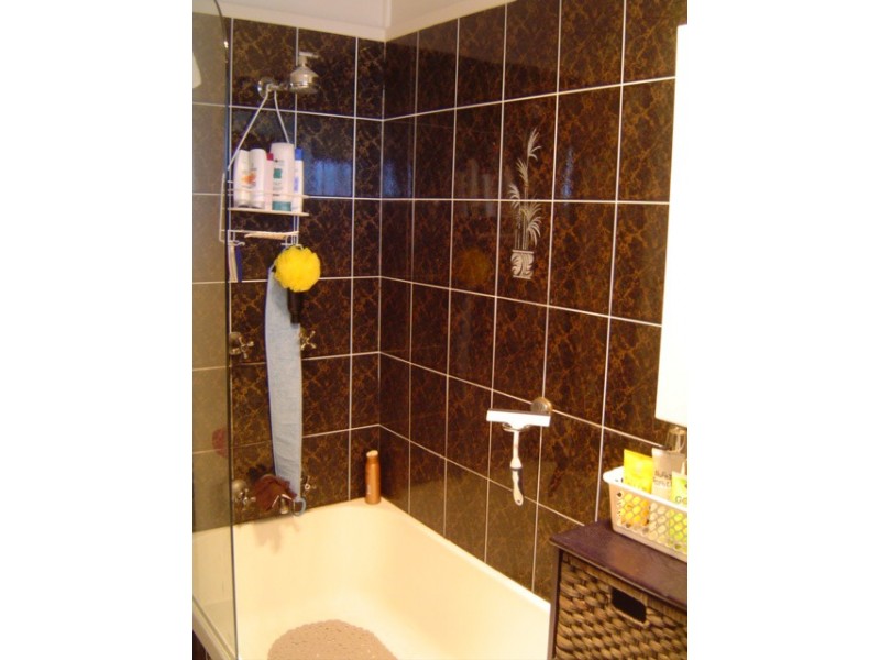 8 Maurice St, Kallangur QLD 4503