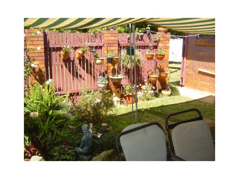 22 Lyndon St, Kallangur QLD 4503