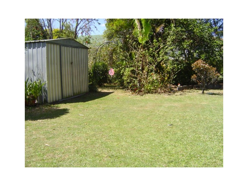 22 Lyndon St, Kallangur QLD 4503