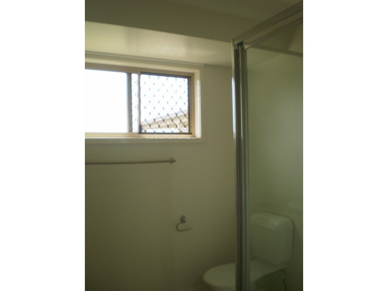 2/7 Peta Street, Kallangur QLD 4503