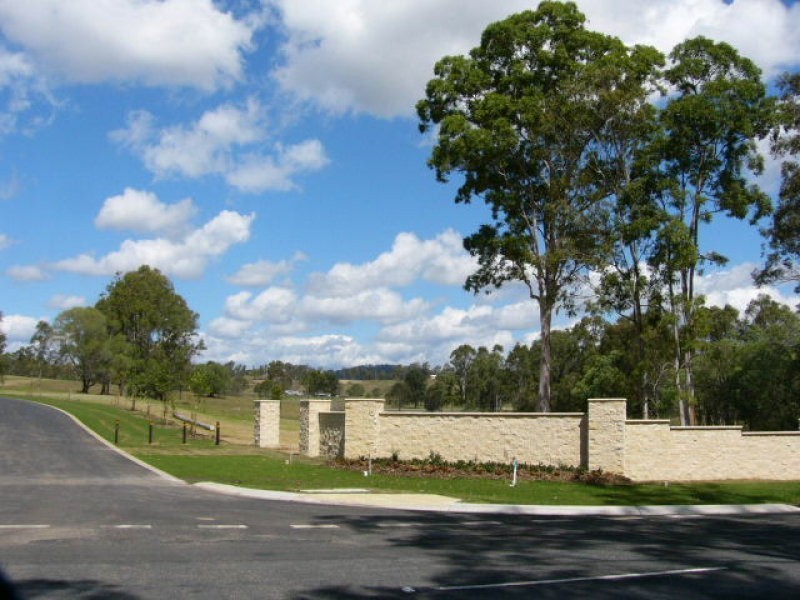 4 Springflats Court, Moorina QLD 4506