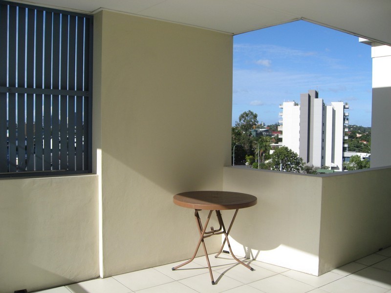 18/50 High Street, Toowong QLD 4066