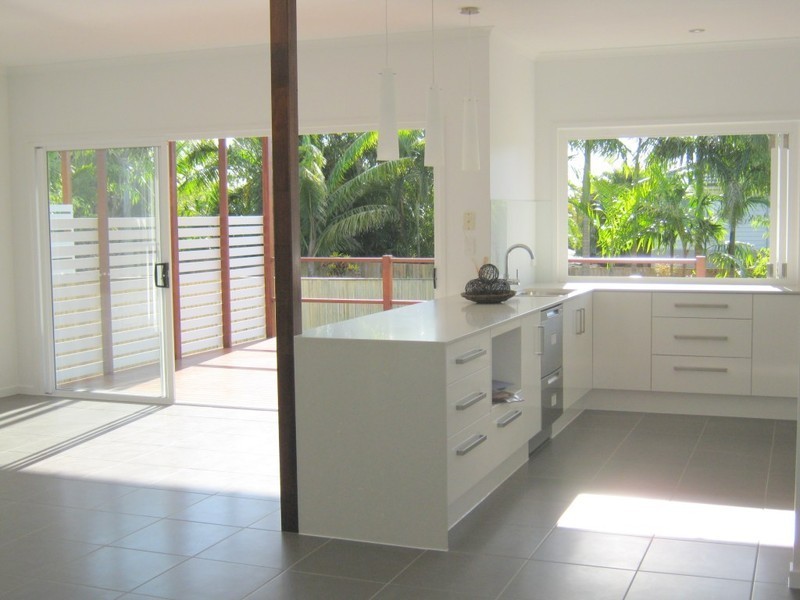 35 SEABREEZE, Manly West QLD 4179