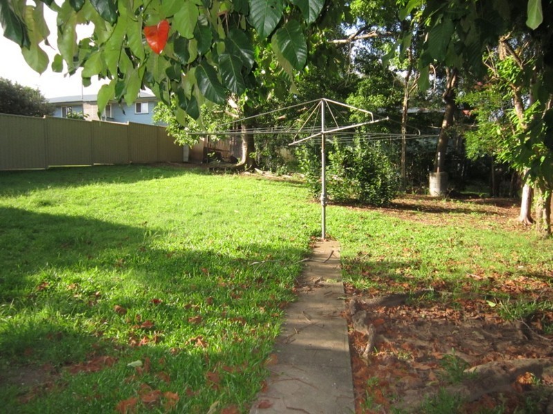 85 Wilgarning Street, Stafford Heights QLD 4053