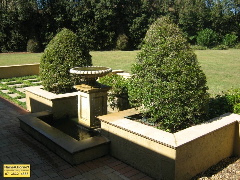 Eight Mile Plains QLD 4113