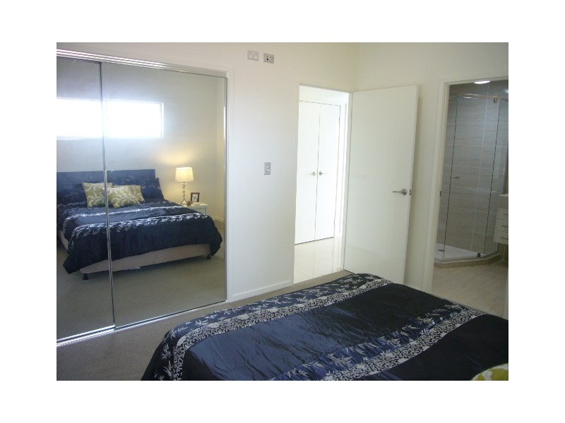 Taringa QLD 4068