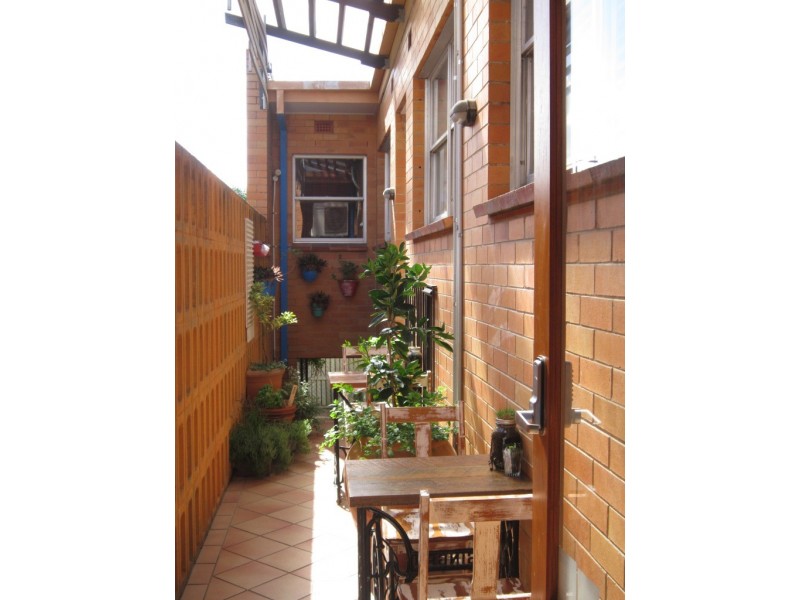 45 Dean Street, Toowong QLD 4066