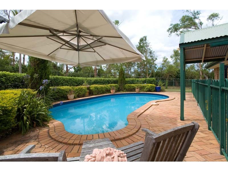 37 Westgate Place, The Gap QLD 4061