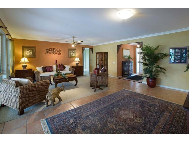 37 Westgate Place, The Gap QLD 4061