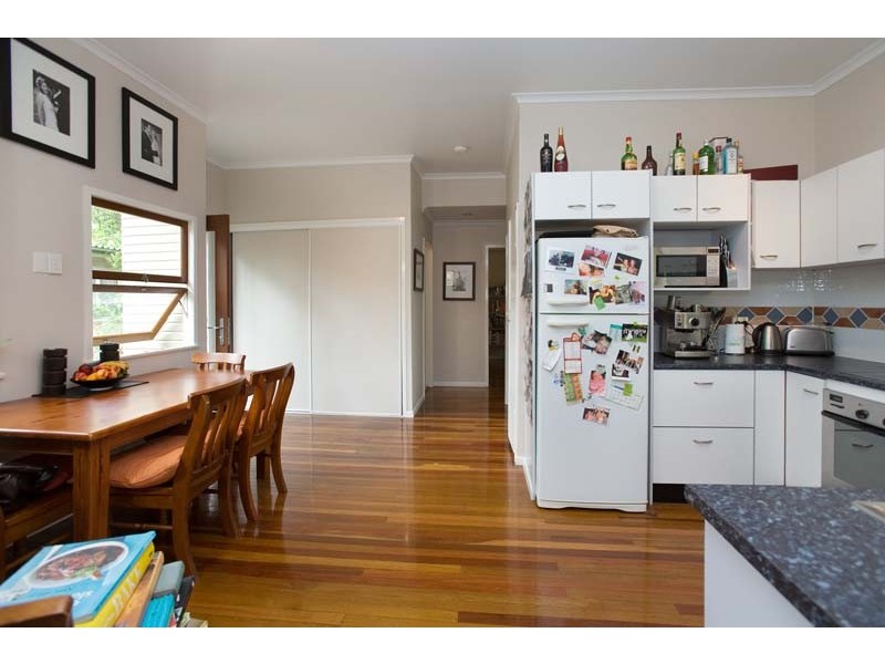 20  Grenoble Street, The Gap QLD 4061