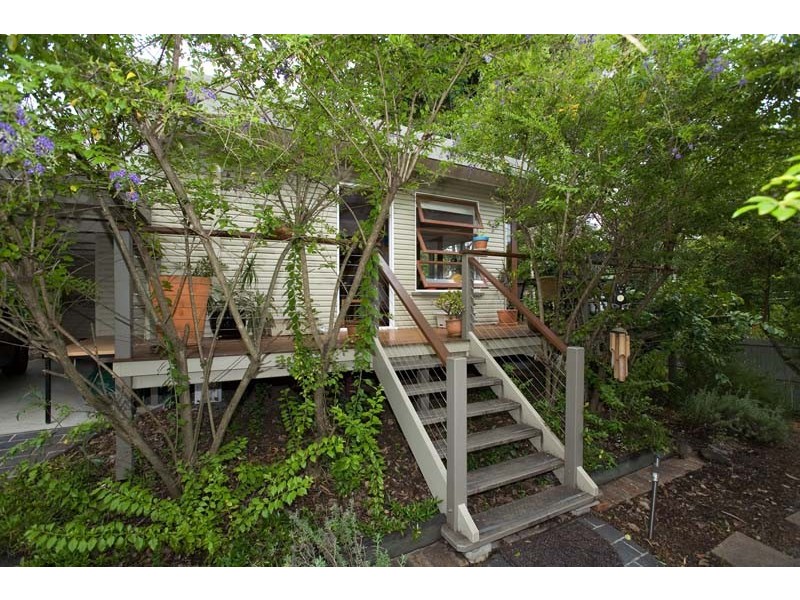 20  Grenoble Street, The Gap QLD 4061