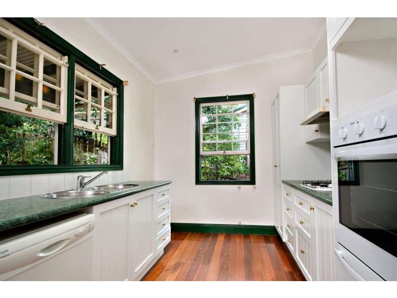 135 Empress Terrace, Bardon QLD 4065