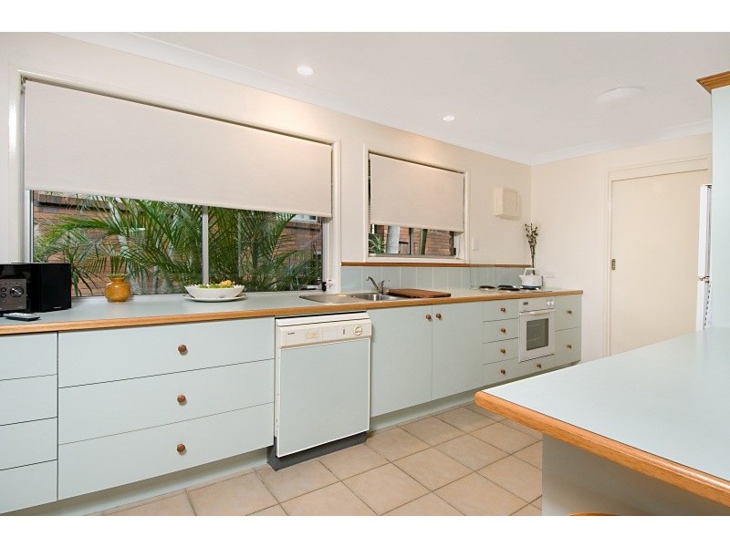 7 Petmar Street, The Gap QLD 4061