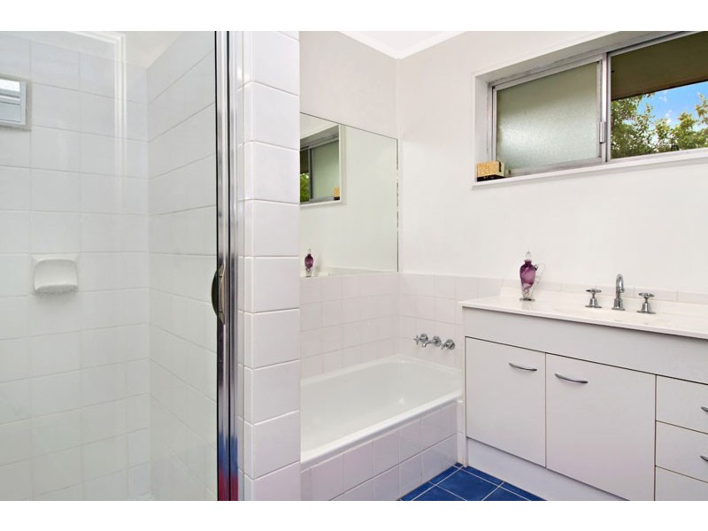 19 Grenoble Street, The Gap QLD 4061
