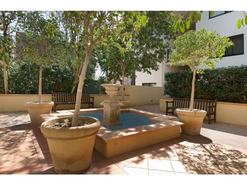 42/2 St Pauls Terrace, Spring Hill QLD 4000