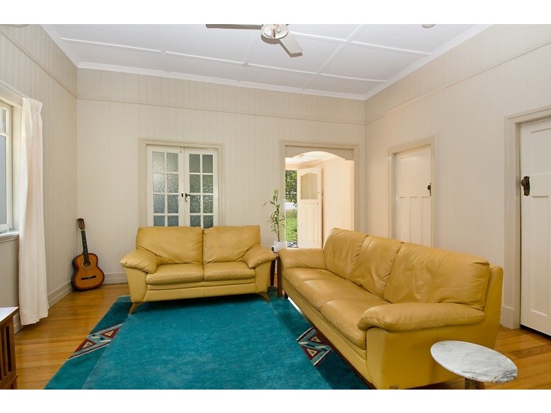 25 Otonga Road, Ashgrove QLD 4060