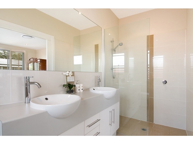 58 Canberra Drive, Ashgrove QLD 4060