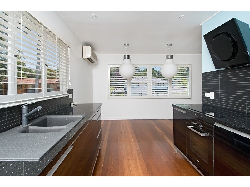 6 Cooinda Street, The Gap QLD 4061