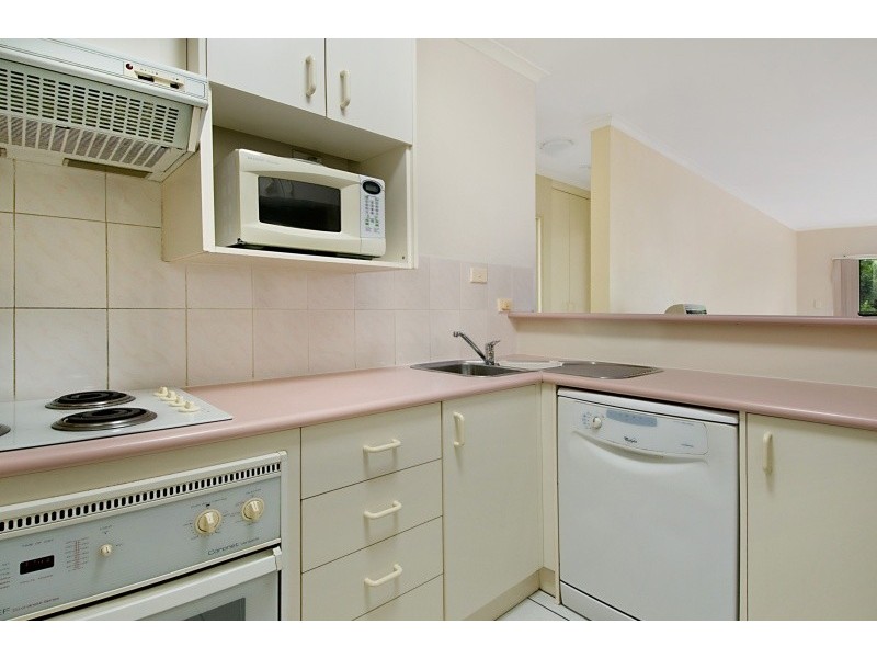 2/10 Manning Street, Milton QLD 4064