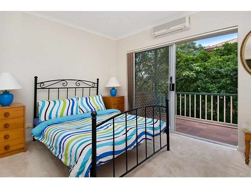 2/10 Manning Street, Milton QLD 4064