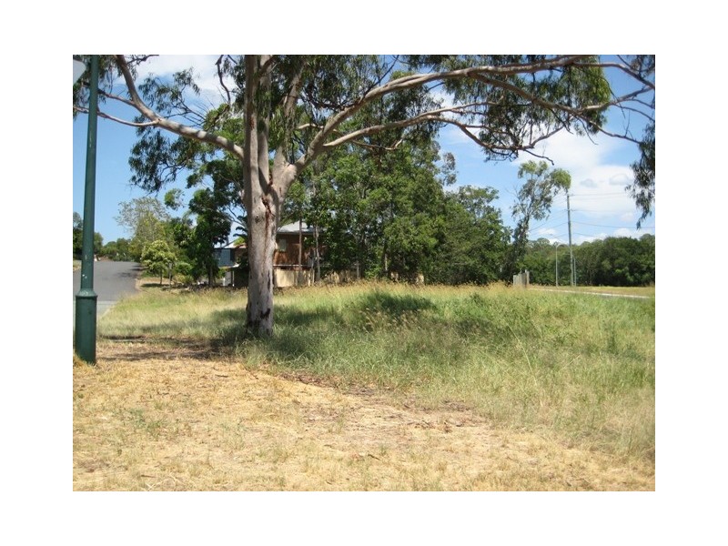 5 Margaret Court, Kenmore QLD 4069