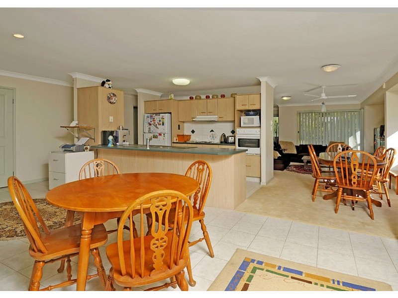 6 Cedar Place, The Gap QLD 4061