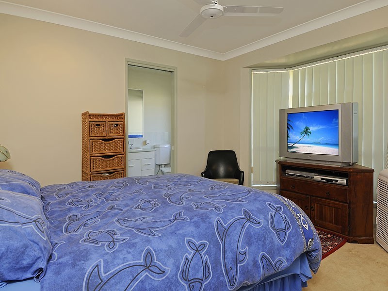 6 Cedar Place, The Gap QLD 4061