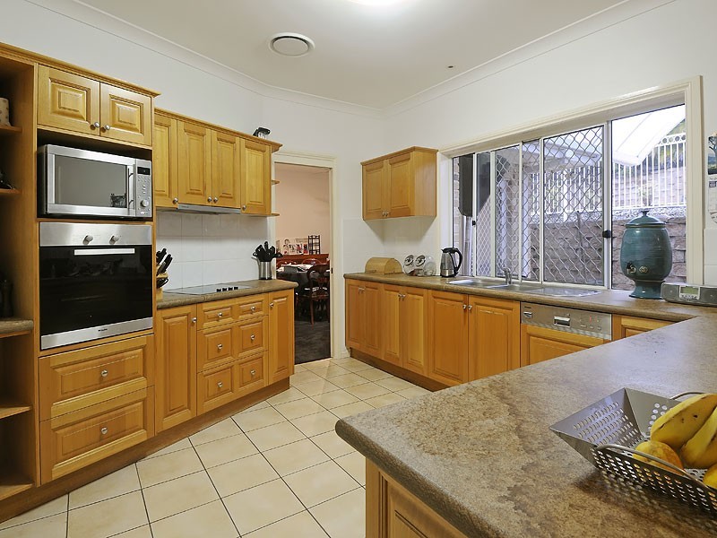 31 Kimruska Place, The Gap QLD 4061