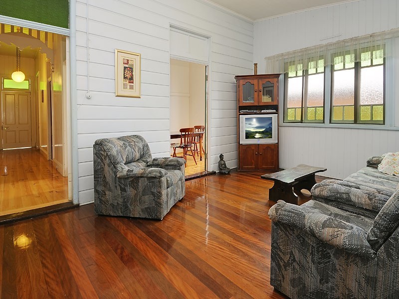 37 Sedgebrook Street, Spring Hill QLD 4000