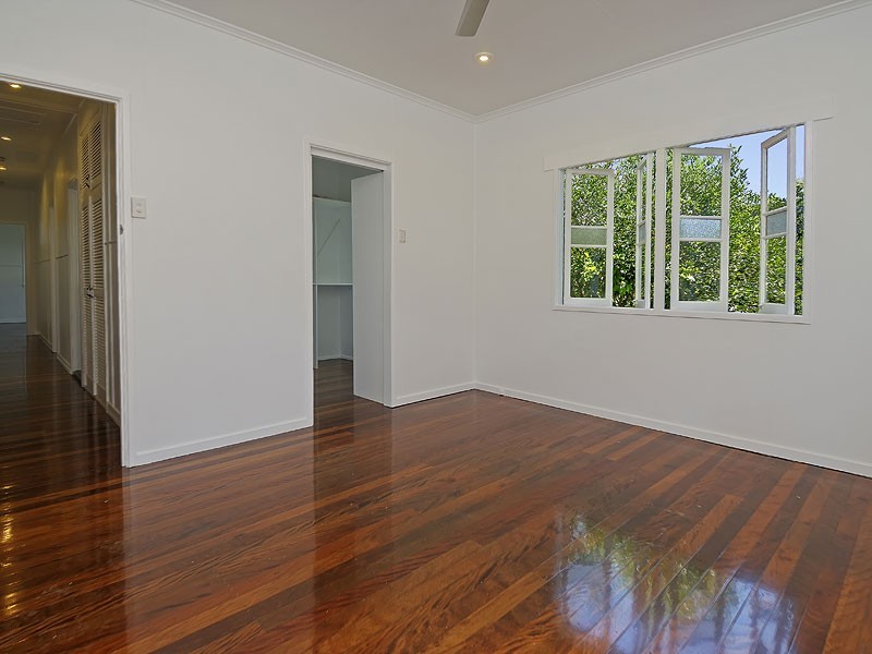 24 Ashmore Street, Everton Park QLD 4053