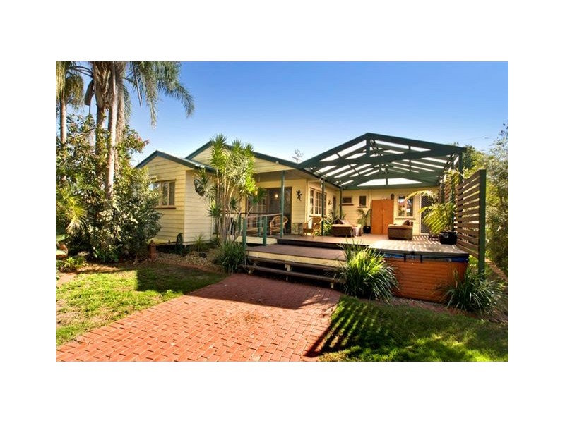 25 Cornelius Street, Clontarf QLD 4019