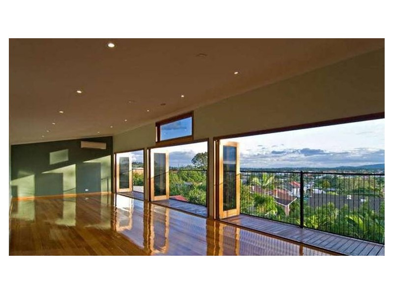 14 Dargie Street, Everton Park QLD 4053