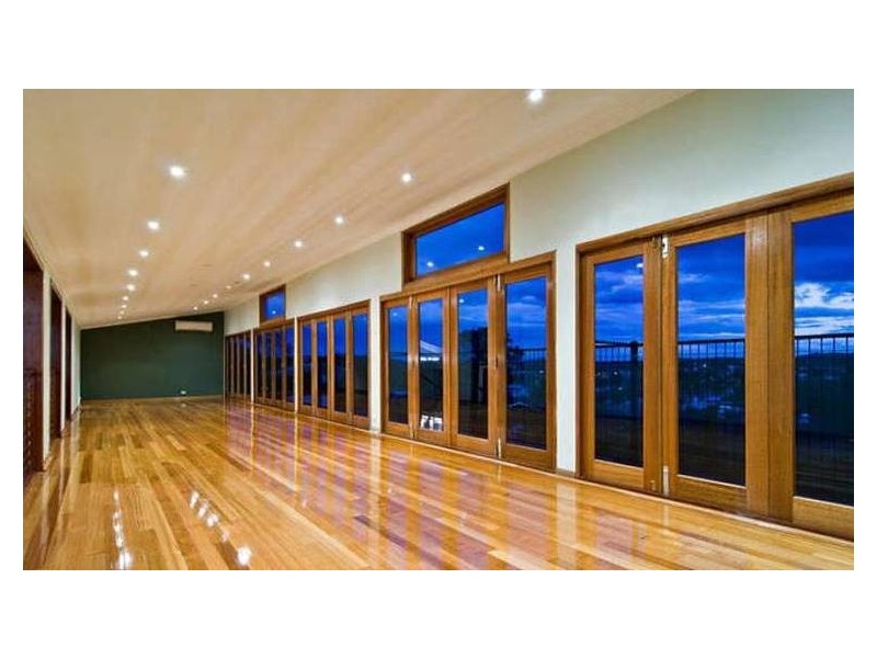 14 Dargie Street, Everton Park QLD 4053