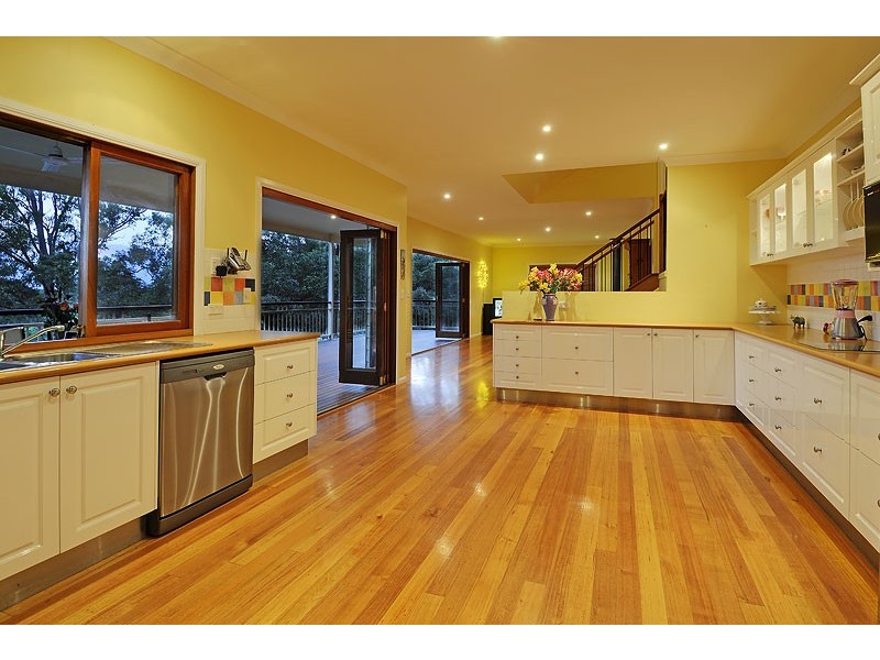 10 Torwood Court, Ferny Hills QLD 4055