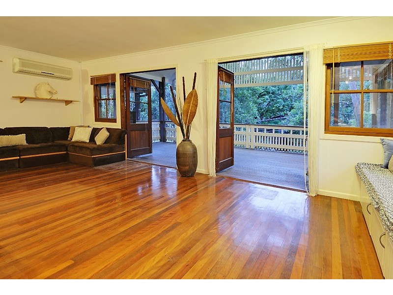 10 Barkala Street, The Gap QLD 4061