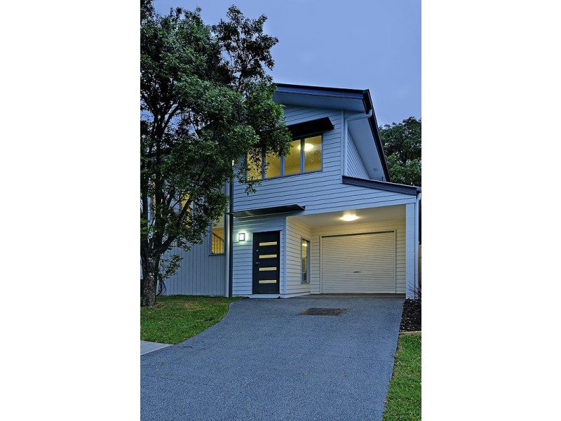 1 and 2/13 Venning Street, Everton Park QLD 4053