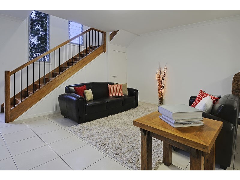 1 and 2/13 Venning Street, Everton Park QLD 4053