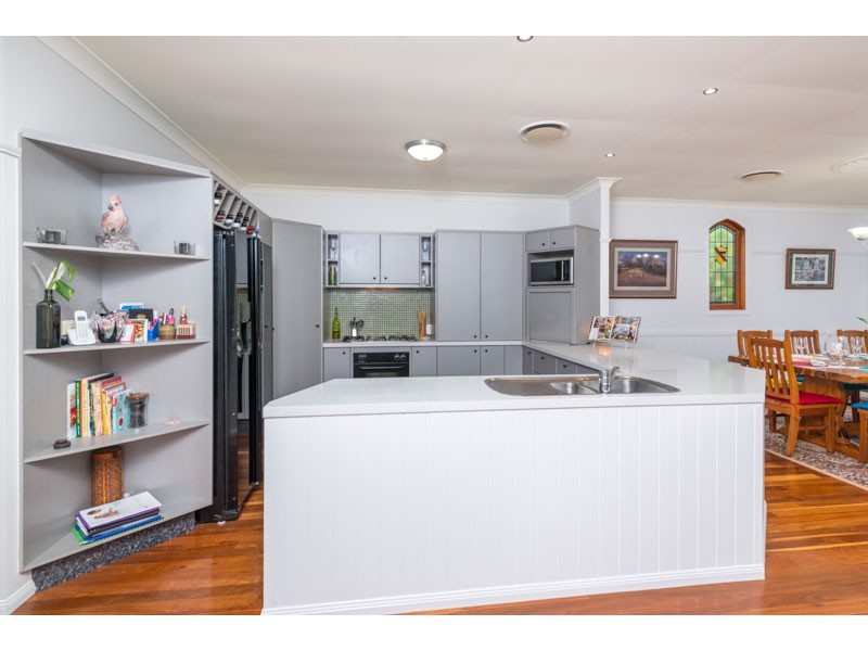 11 Steege Street, Ashgrove QLD 4060