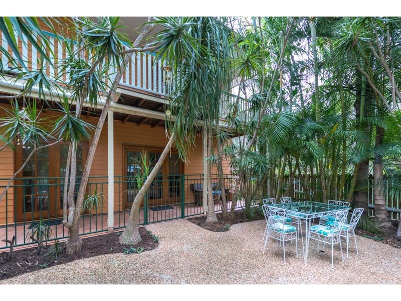 11 Steege Street, Ashgrove QLD 4060